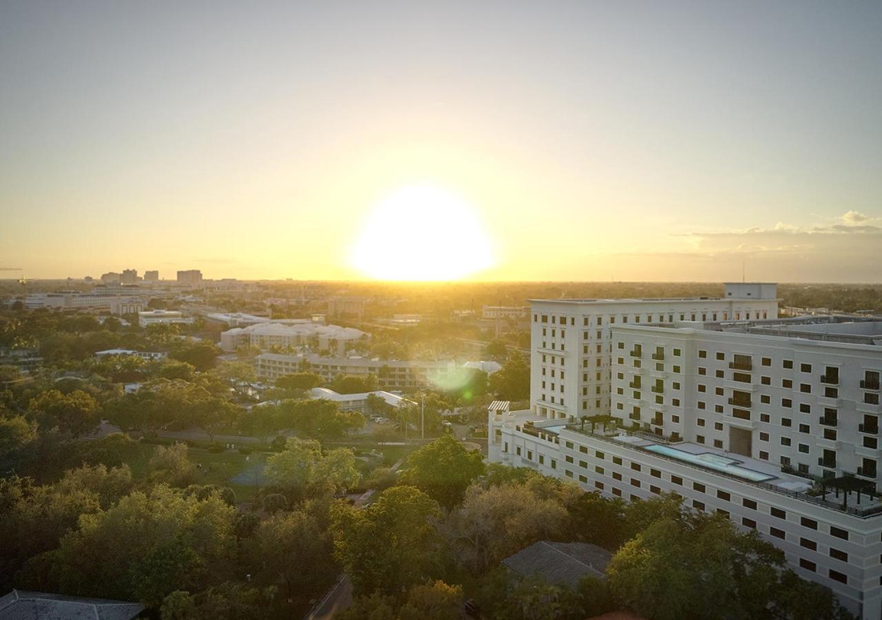 Thesis Hotel Miami Coral Gables, Curio Collection By Hilton Exterior photo